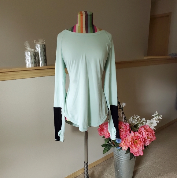 lululemon athletica Tops - Lululemon Long Sleeve Top